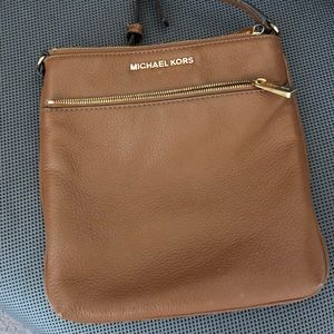 Michael Kors crossbody pebbled leather, Authentic